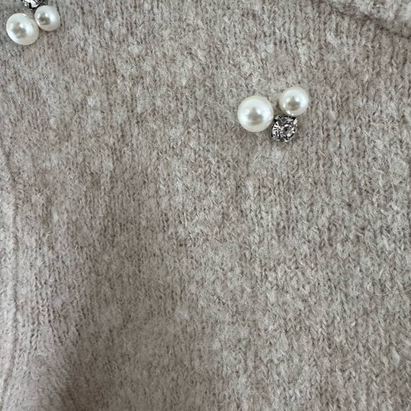 Who What Wear Pearl Embellished Knit Sweater 🤍 | Size Small | Cozy Luxe - Picture 3 of 8